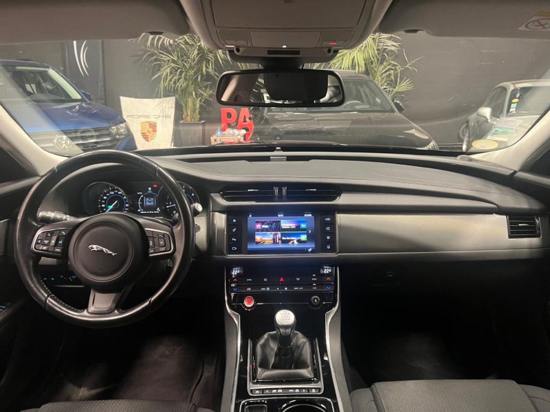 MAGNIFIQUE JAGUAR XF PURE 2.0D 163CH (CAMÉRA DE RECUL, BOITE MECA, RADAR AVANT/ARRIÈRE))⭐️⭐️⭐️⭐️⭐️