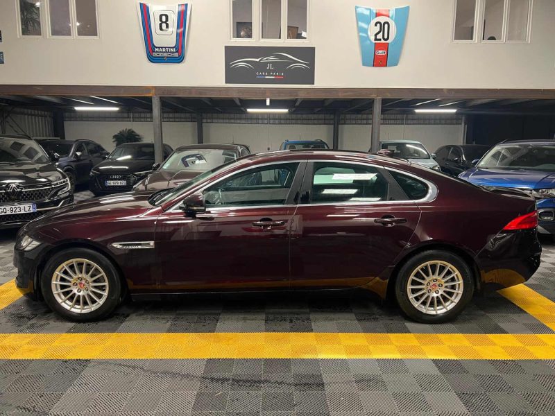 MAGNIFIQUE JAGUAR XF PURE 2.0D 163CH (CAMÉRA DE RECUL, BOITE MECA, RADAR AVANT/ARRIÈRE))⭐️⭐️⭐️⭐️⭐️