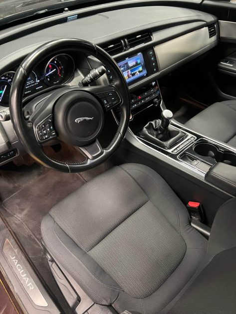 MAGNIFIQUE JAGUAR XF PURE 2.0D 163CH (CAMÉRA DE RECUL, BOITE MECA, RADAR AVANT/ARRIÈRE))⭐️⭐️⭐️⭐️⭐️