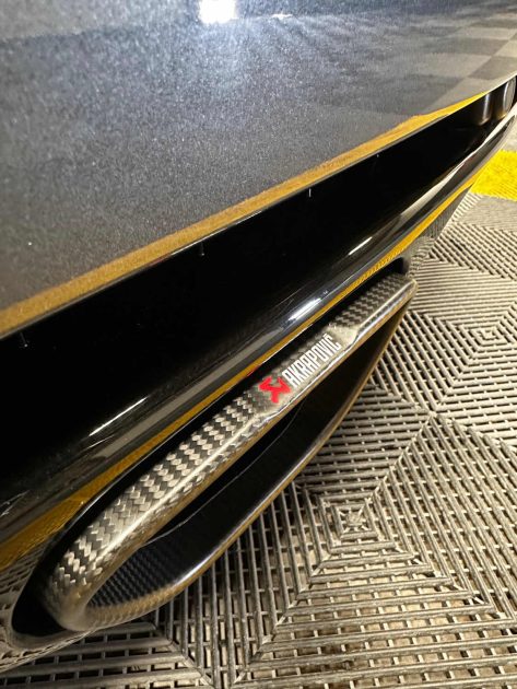 MAGNIFIQUE RENAULT MEGANE III RS TROPHY PHASE 3 275 CH(SUIVI D’ENTRETIEN, RECARO, AKRAPOVIC)