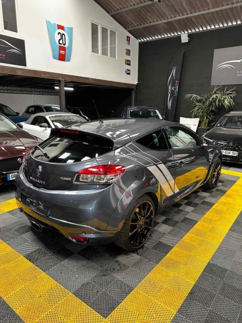 MAGNIFIQUE RENAULT MEGANE III RS TROPHY PHASE 3 275 CH(SUIVI D’ENTRETIEN, RECARO, AKRAPOVIC)