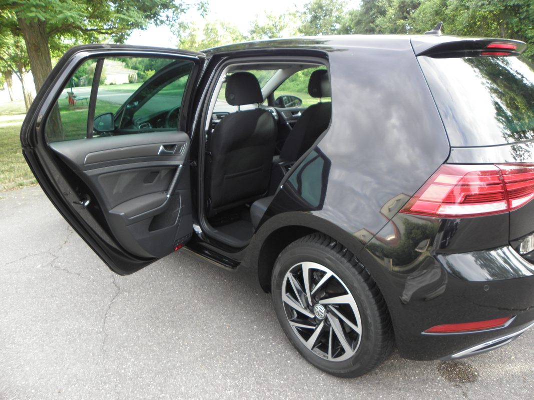 VOLKSWAGEN GOLF VII 1.0 TSI 116CH CONNECT 5 PORTES  / 6CV 2018