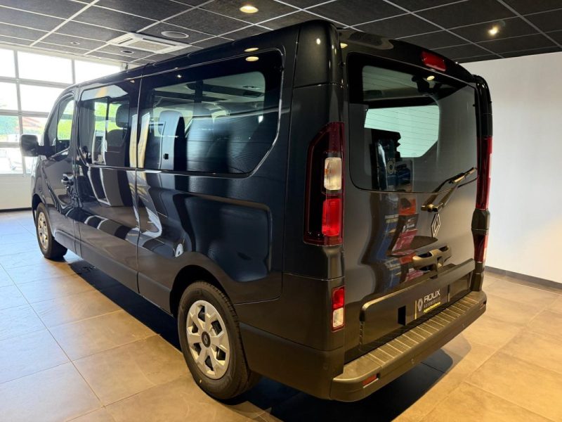 RENAULT TRAFIC 8 PLACES L2H1 2.0 BLUE DCI 150 AUTO GRAND EVOLUTION / CLIM AV + AR / EASYLINK 8.P