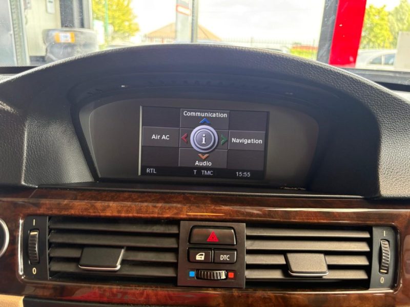 🔹BMW Série 3 318D 136Ch📡 Radar de recul ⭐ Sièges chauffants - Cuir ⏱️ Régulateur de vitesse