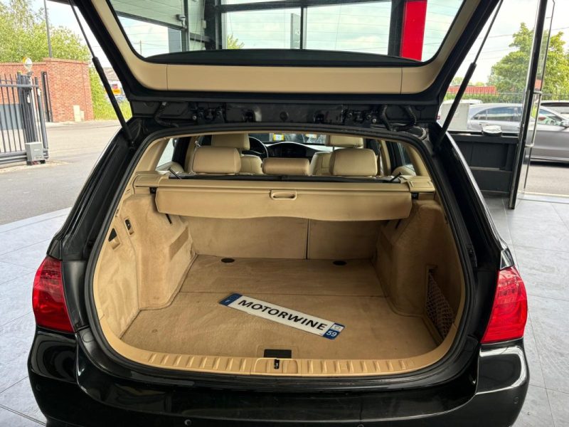 🔹BMW Série 3 318D 136Ch📡 Radar de recul ⭐ Sièges chauffants - Cuir ⏱️ Régulateur de vitesse