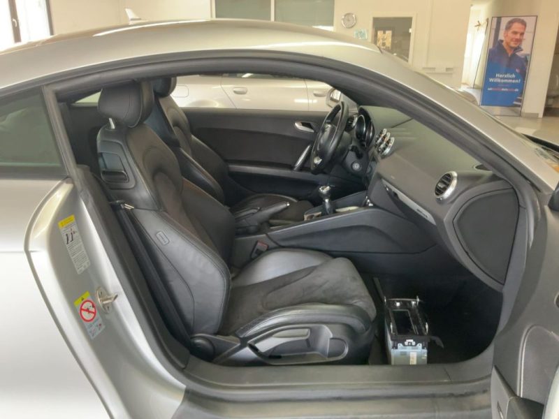 AUDI TT 3.2 V6 QUATTRO COUPE 250 CV 2008