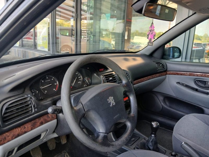 PEUGEOT 406 2.0  HDI  110 CV SR 2001