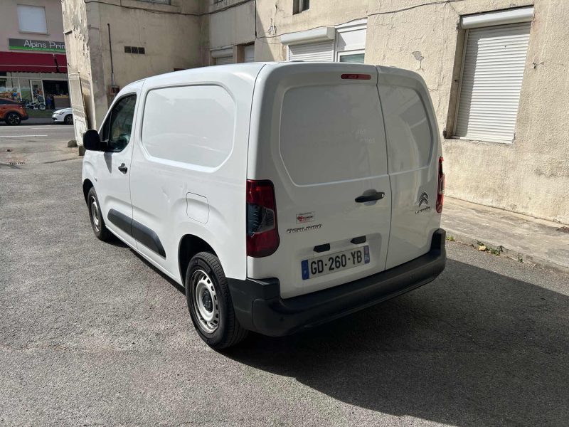 CITROEN BERLINGO M 650 1.2 110 CONTROL 12/2021 PRIX HT : 4990 € PRIX TTC : 5990