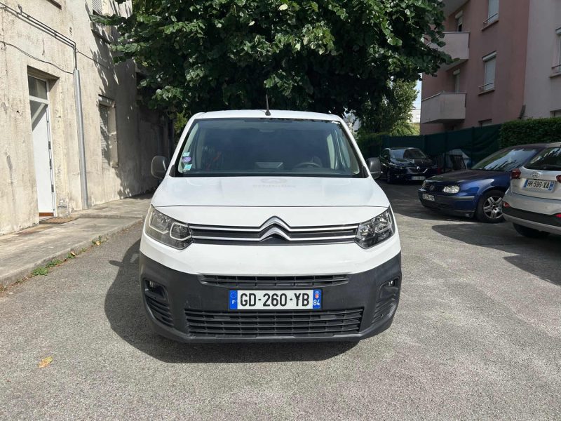 CITROEN BERLINGO M 650 1.2 110 CONTROL 12/2021 PRIX HT : 4990 € PRIX TTC : 5990