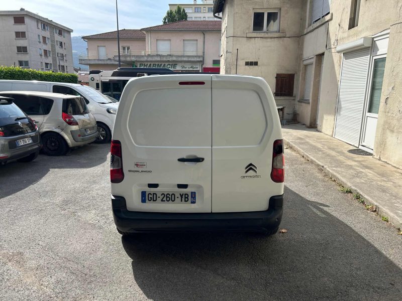 CITROEN BERLINGO M 650 1.2 110 CONTROL 12/2021 PRIX HT : 4990 € PRIX TTC : 5990