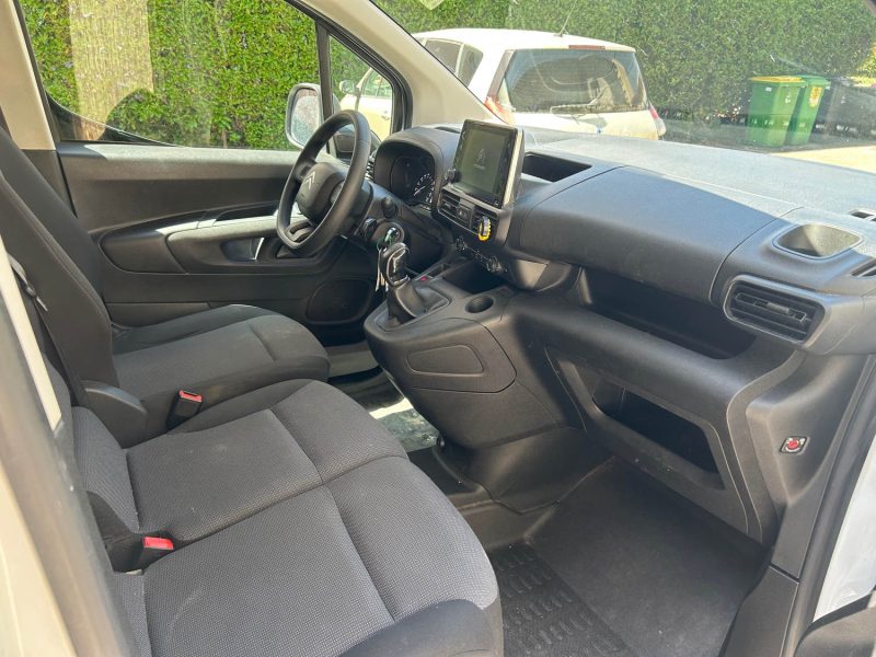 CITROEN BERLINGO M 650 1.5 BLUE HDI 100 CONTROL 03/2021 PRIX HT : 7491 € PRIX TTC : 8990 €