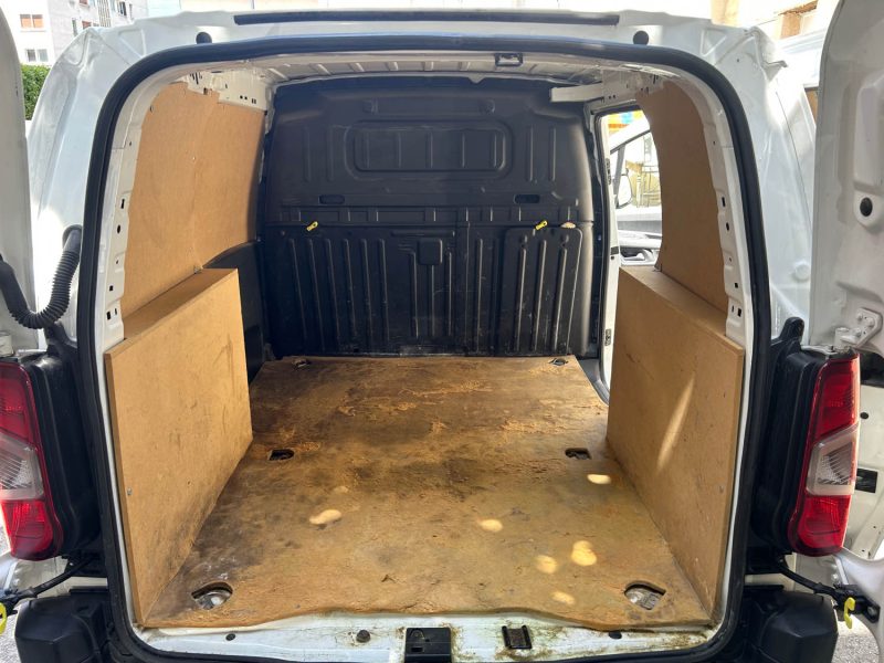 CITROEN BERLINGO M 650 1.5 BLUE HDI 100 CONTROL 03/2021 PRIX HT : 7491 € PRIX TTC : 8990 €