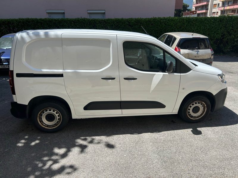 CITROEN BERLINGO M 650 1.5 BLUE HDI 100 CONTROL 03/2021 PRIX HT : 7491 € PRIX TTC : 8990 €