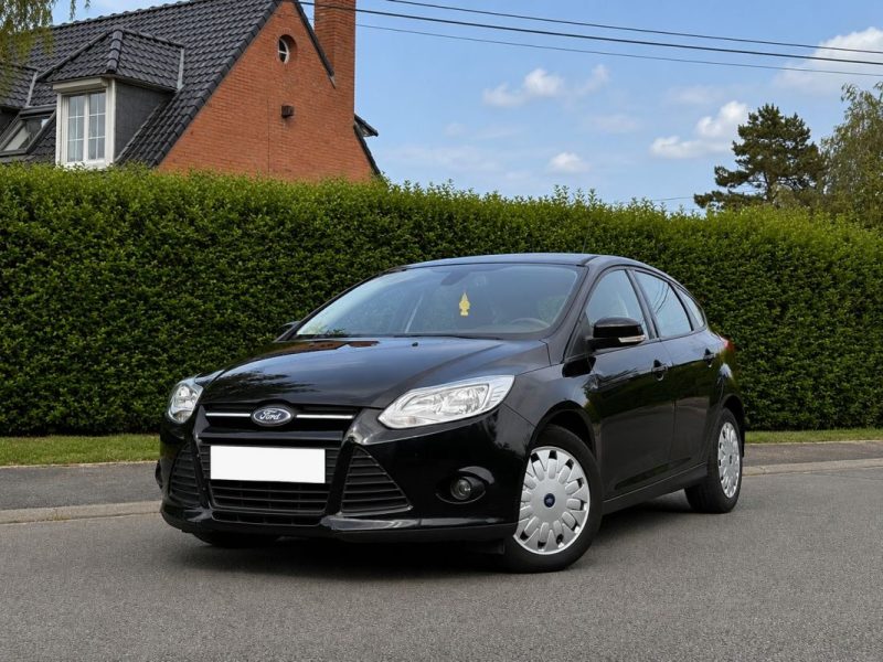 FORD FOCUS 1.6 TDCI TREND 95CH // Carnet d’entretien à jour // Historique disponible