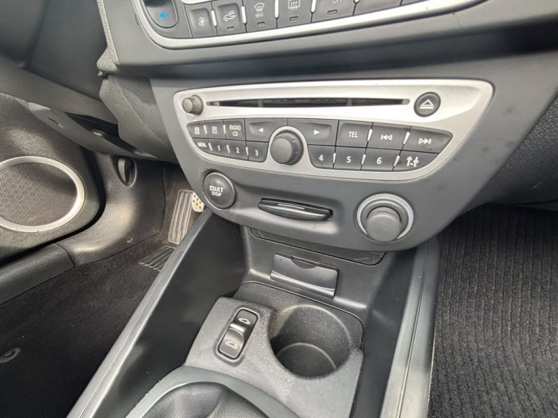 RENAULT MEGANE III GT 2.0 TCe 180 CHASSIS SPORT SPECIFIQUE