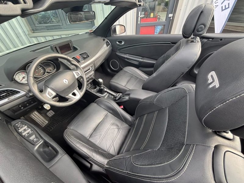 RENAULT MEGANE III GT 2.0 TCe 180 CHASSIS SPORT SPECIFIQUE