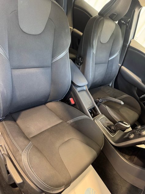 VOLVO V40 D3 2.0 TDI 150 Cv BUSINESS BOITE AUTO