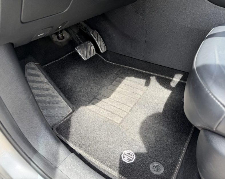 M.G. EHS 1.5T GDI PLUG-IN HYBRID COMFORT 2022 - FULL OPTION - ENTRETIENT COMPLET - GARANTIE 12 MOIS