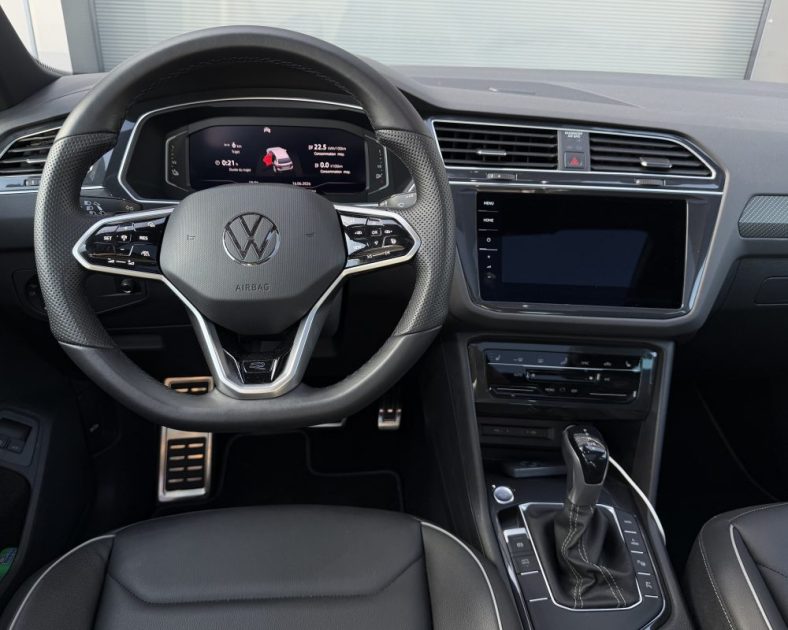 VOLKSWAGEN TIGUAN 245 ch R-LINE EDITITION -PHASE 2 - ENTRETIENT COMPLET - FULL OPTION