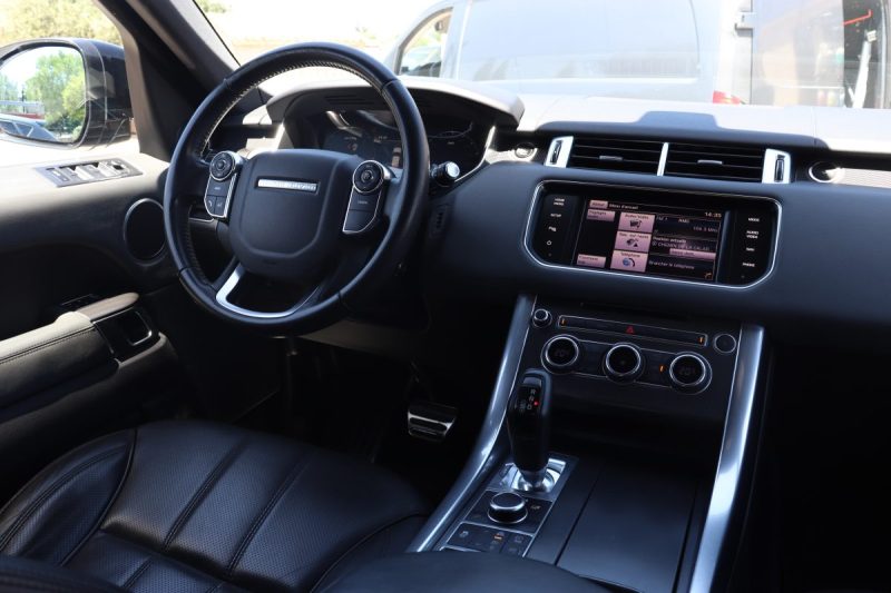 LAND ROVER RANGE ROVER SPORT 3.0 TDV6 258 HSE 7 PLACES