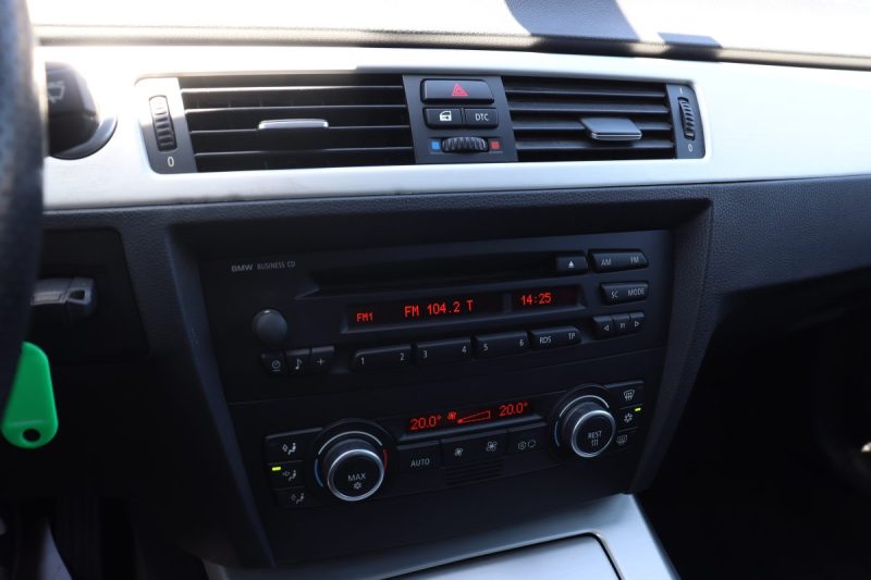 BMW 320D TOURING E91 163 M SPORT DESIGN 