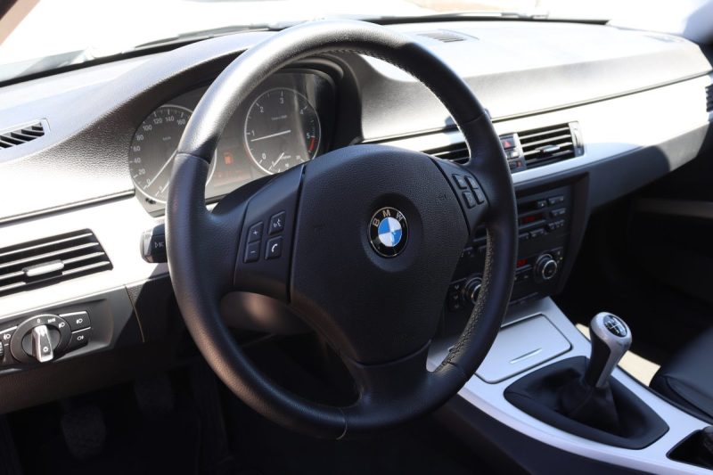 BMW 320D 177 CONFORT 