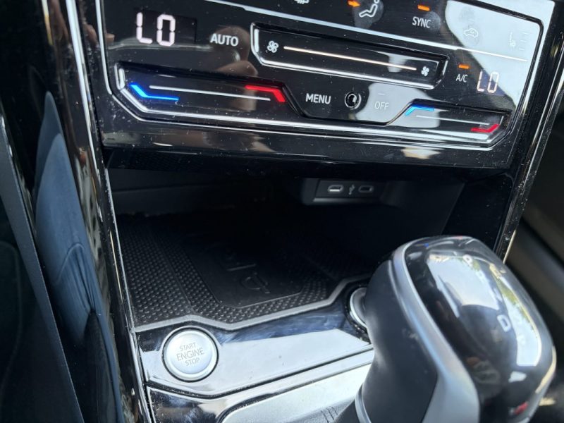 Volkswagen T-Roc 1.5 Tsi Evo 150Ch R-Line / Garantie Constructeur
