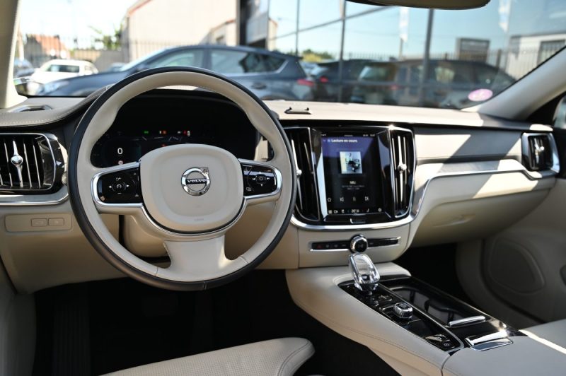 VOLVO S60 T6 AWD 253+145CH ULTIMATE STYLE CHROME PLUG-IN-HYBRID 04/2024 TVA RECUPERABLE