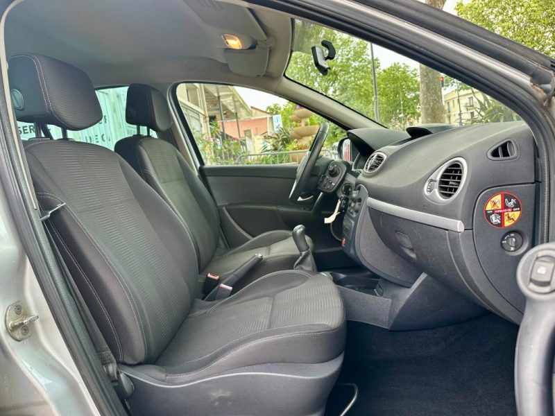 RENAULT CLIO III 1.2 TCE 100 EXPRESSION 5 Portes
