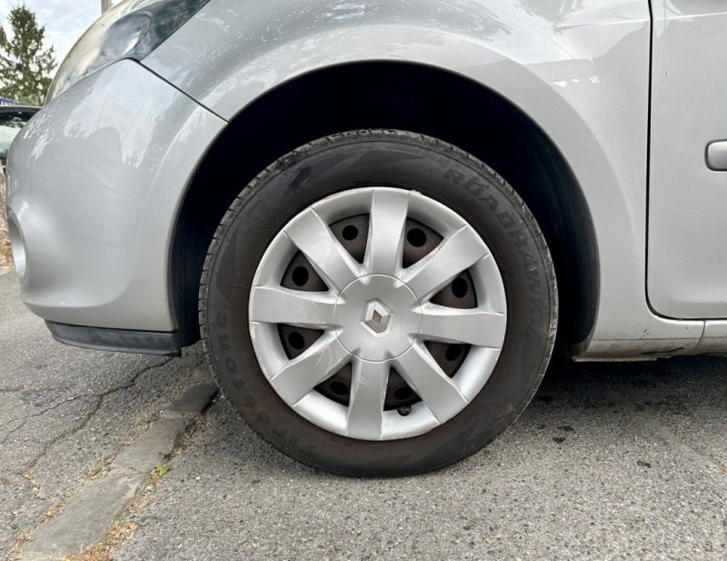 RENAULT CLIO III 1.2 TCE 100 EXPRESSION 5 Portes