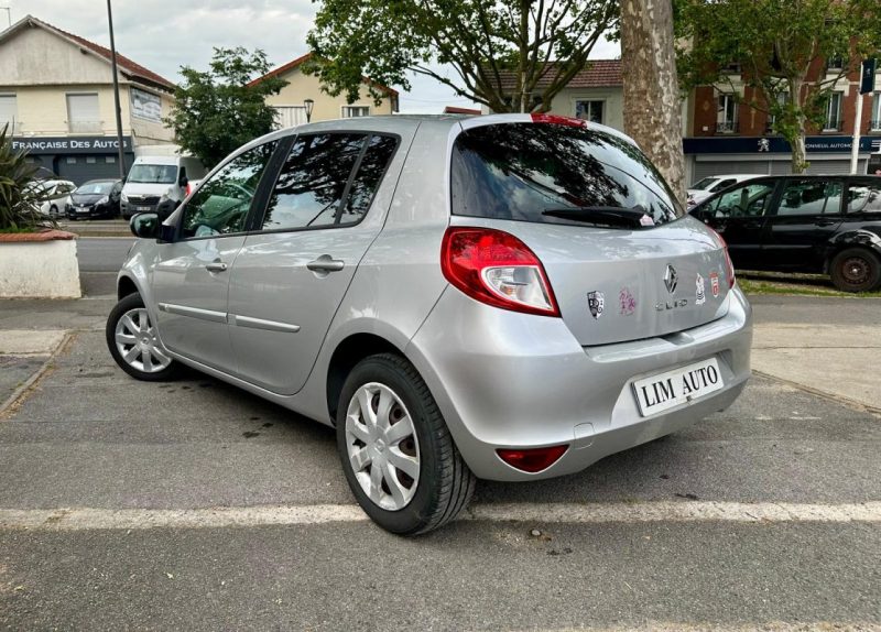 RENAULT CLIO III 1.2 TCE 100 EXPRESSION 5 Portes