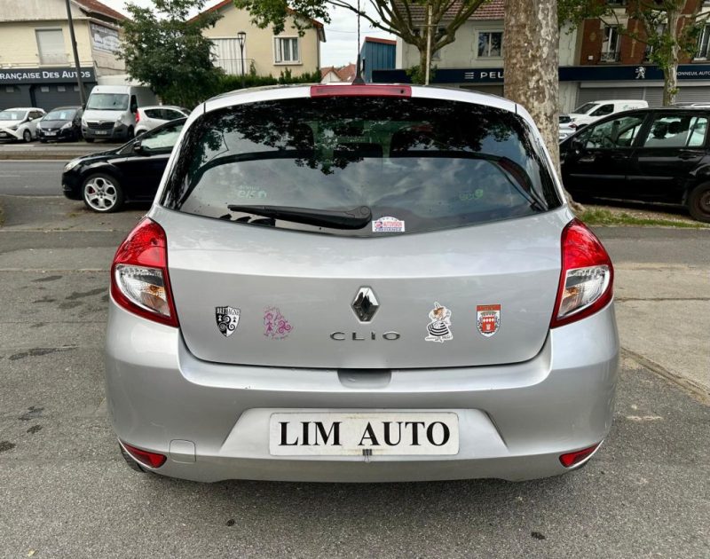 RENAULT CLIO III 1.2 TCE 100 EXPRESSION 5 Portes