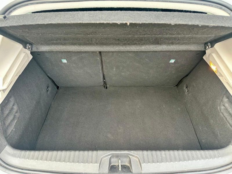 RENAULT CLIO V 1.6 E-TECH 140 BUSINESS 