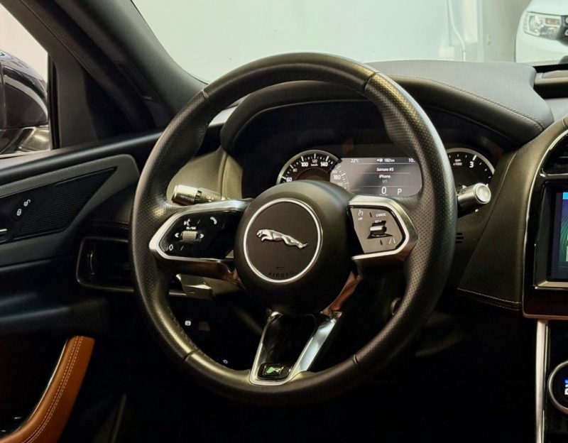 JAGUAR XE R-DYNAMIC 2.0 180CH R-Dynamic S AWD
