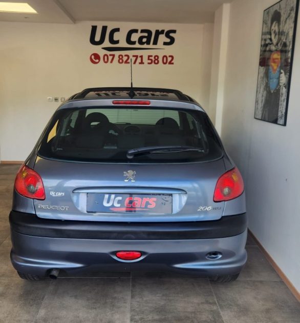 PEUGEOT 206  2005