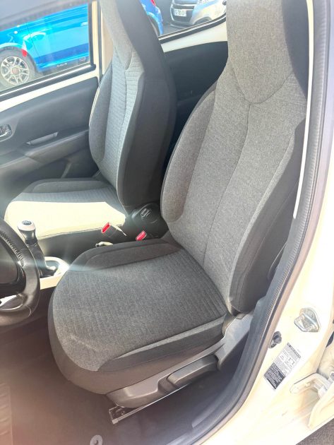 CITROEN C1  1.2 VTI 82 SHINE EDITION PREMIERE MAIN 2015