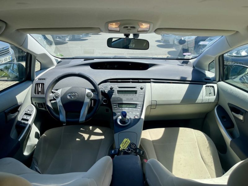 TOYOTA PRIUS 136H ACTIVE 2010 Hybride
