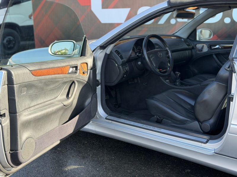 MERCEDES CLK 200K AVANTGARDE 2003