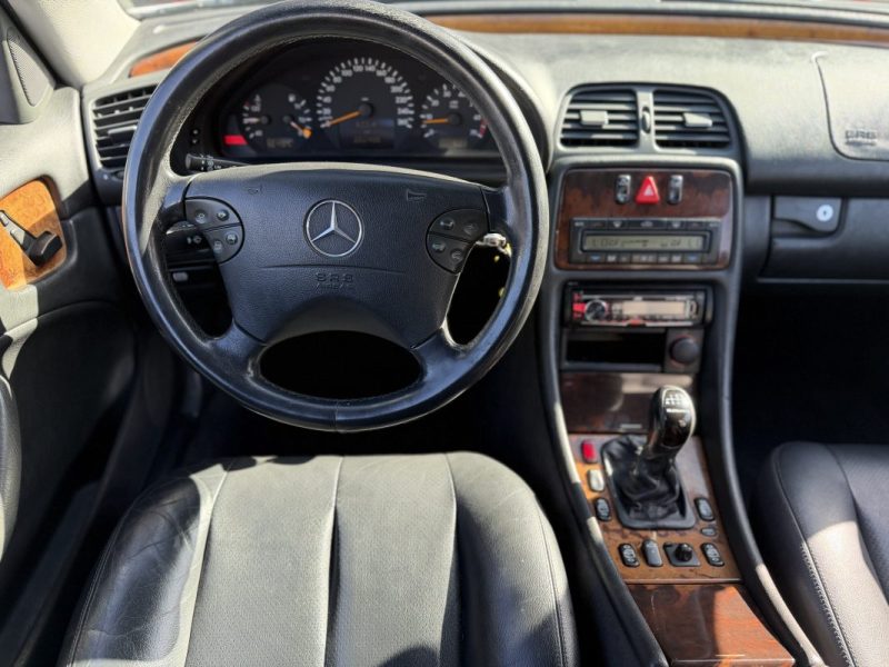 MERCEDES CLK 200K AVANTGARDE 2003