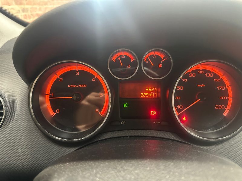 PEUGEOT 308 1.6 HDI 110 PREMIUM 2008