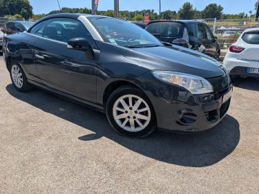 RENAULT MEGANEIII CC 1.9 DCI 130 DYNAMIQUE 2012