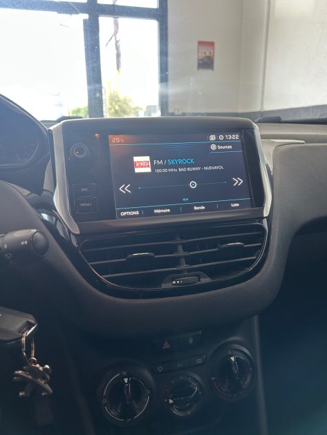 PEUGEOT 208 1.6 HDI 75 ACTIVE 