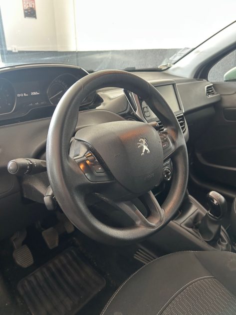 PEUGEOT 208 1.6 HDI 75 ACTIVE 