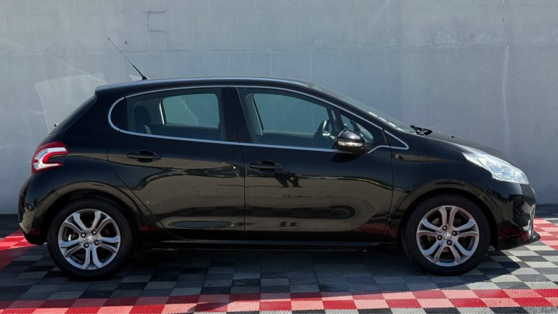 PEUGEOT 208 1.6 VTI 120 ALLURE 2015