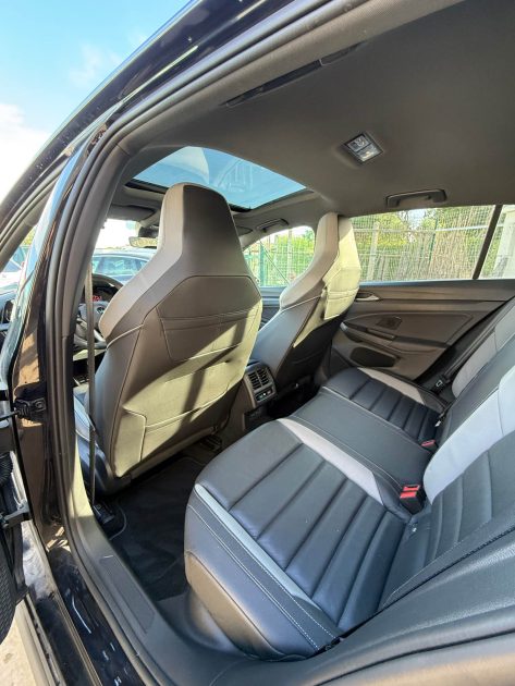 VOLKSWAGEN GOLF 8 GTD 200 DSG 7