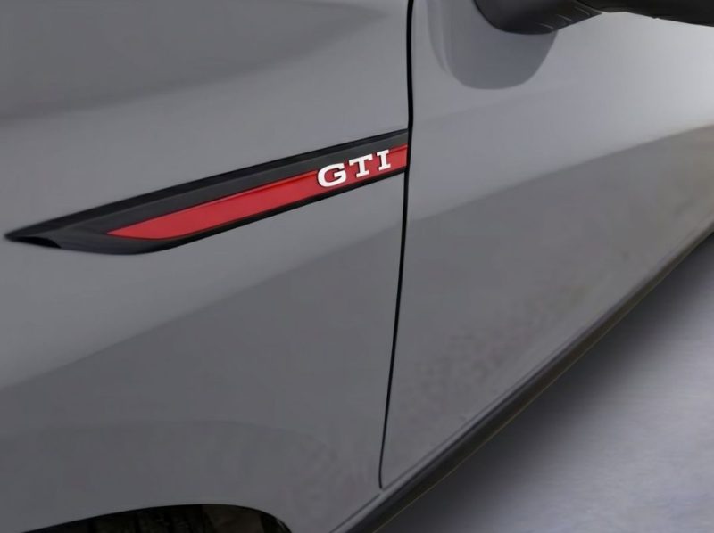 VOLKSWAGEN GOLF GTI CLUBSPORT 2.0 TSI 300 DSG7 2024