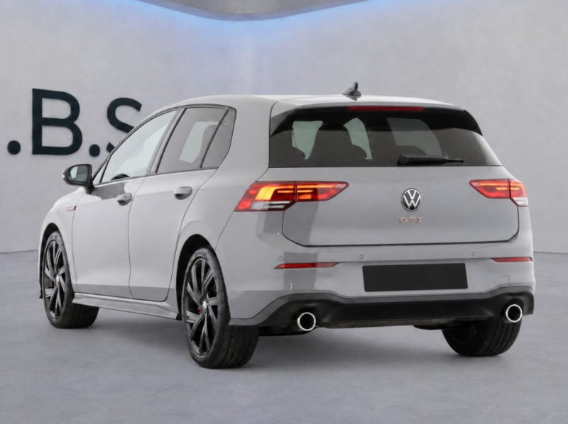 VOLKSWAGEN GOLF GTI CLUBSPORT 2.0 TSI 300 DSG7 2024