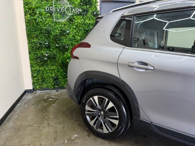 PEUGEOT 2008 1.2 110 EAT6 ALLURE 2016