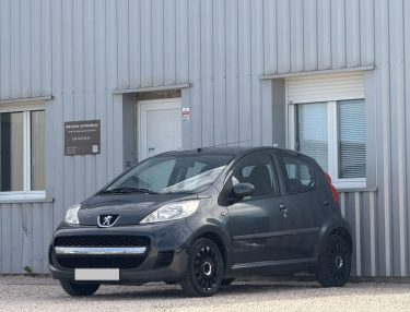 PEUGEOT 107 1.0 12V 68CV URBAN 2009  84 500KM