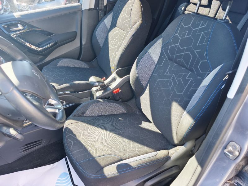 PEUGEOT 2008 1.2 PURE TECH 82 ACTIVE 2019
